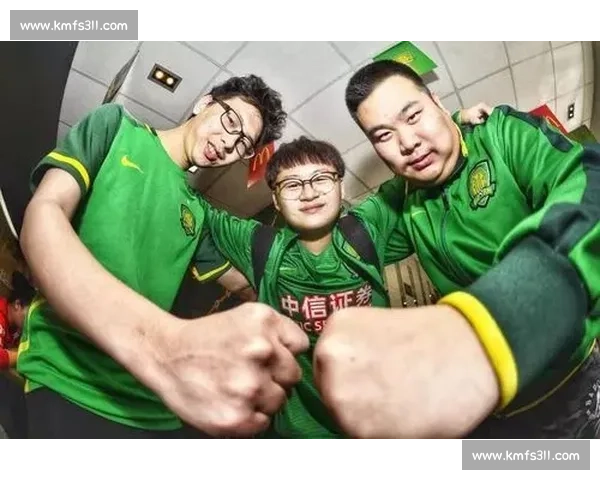 权健足球比赛精彩回顾：从胜利到挑战，球迷心中的热血与激情